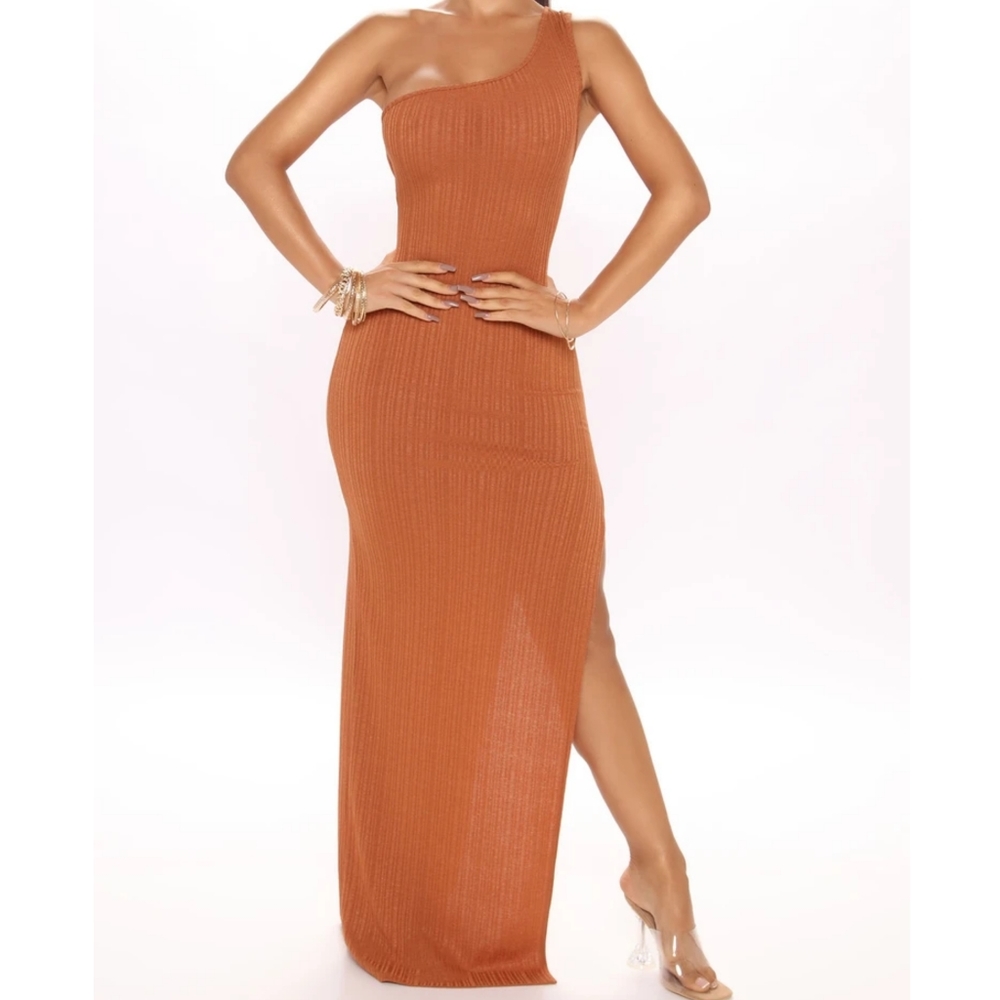 Rust Ribbed Maxi Dress